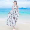 Đầm maxi - mẫu váy đi biển hot