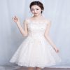 Những mẫu váy cưới ngắn đẹp cho cô dâu trong màu cưới 2019